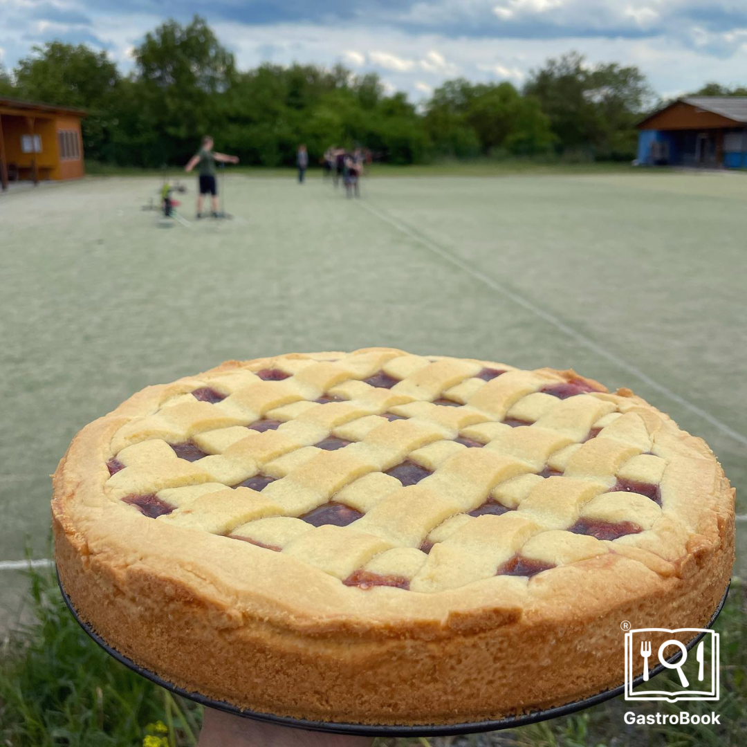 Koláč s vůní vanilky a jahod (autor: Archery café)